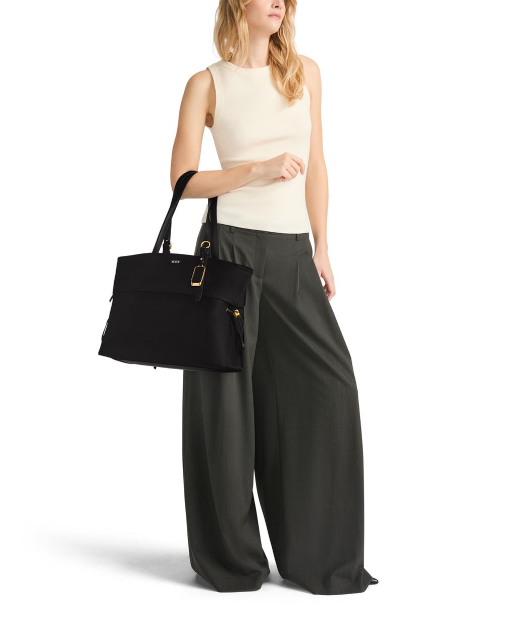 Cam Large Tote 6 Cam Large Tote