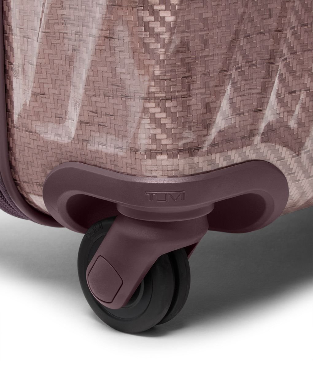 Continental 4 Wheeled Carry-On 8 Continental 4 Wheeled Carry-On